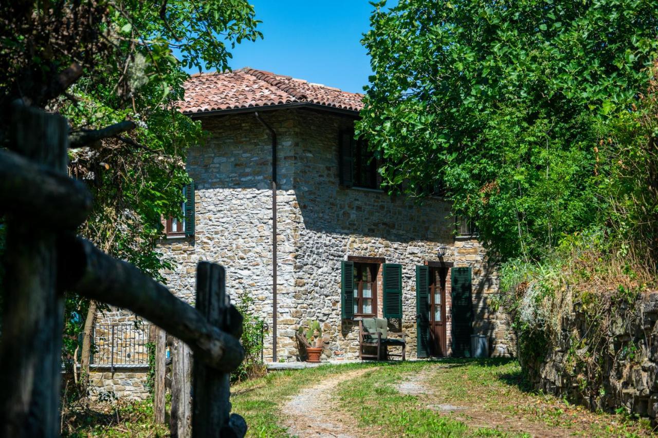 Vakantiehuis Casa Dolce Vista Monastero Bormida المظهر الخارجي الصورة