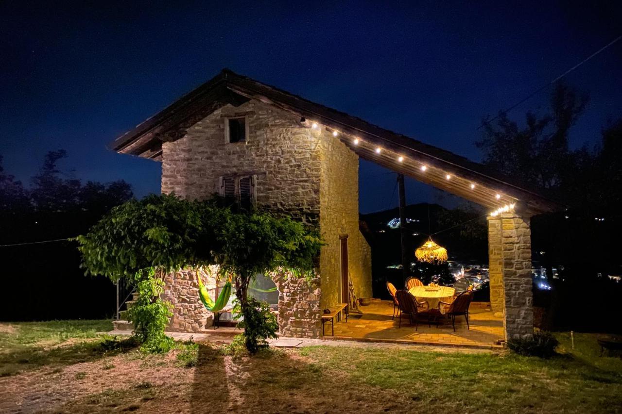 Vakantiehuis Casa Dolce Vista Monastero Bormida المظهر الخارجي الصورة