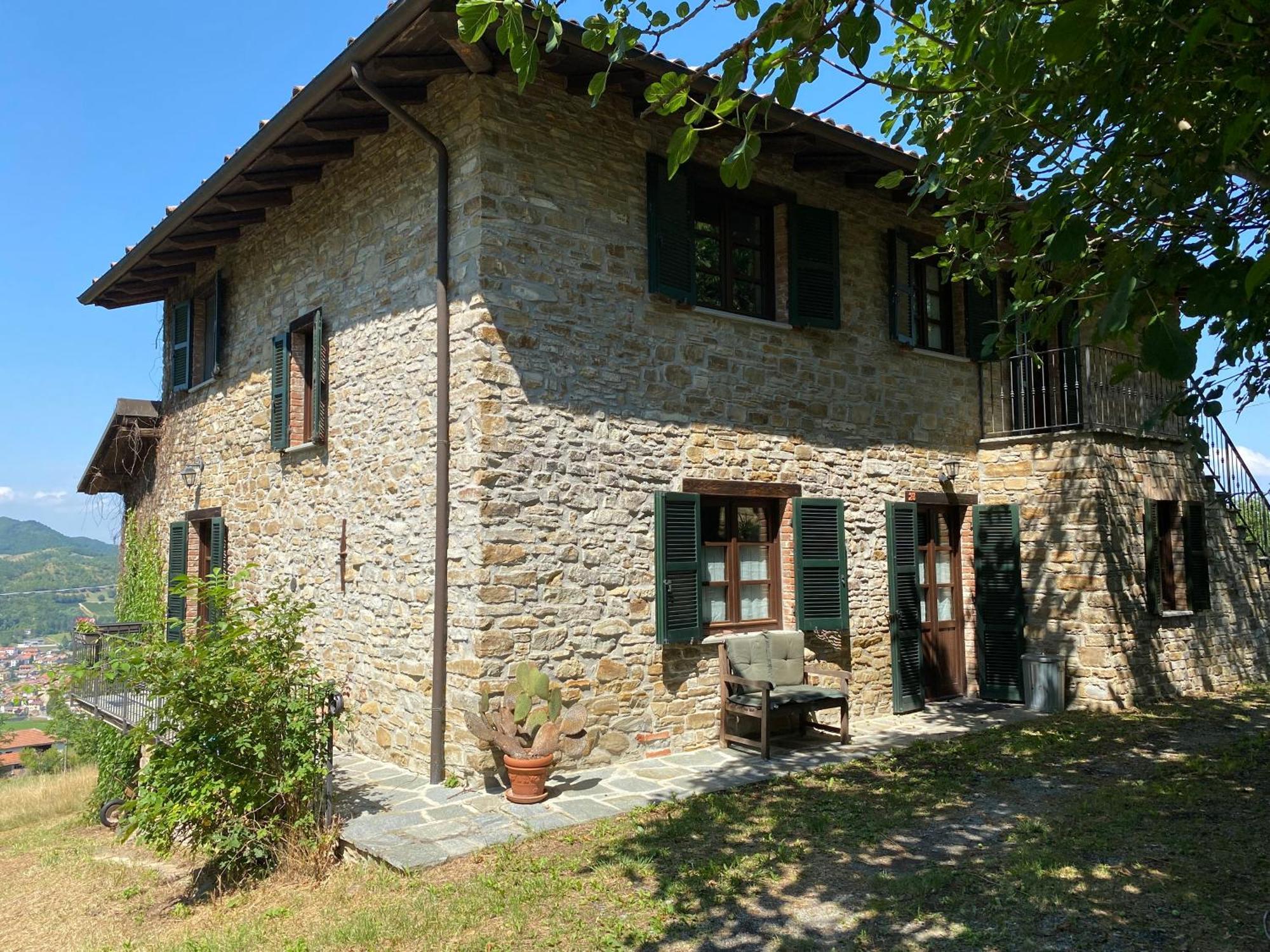 Vakantiehuis Casa Dolce Vista Monastero Bormida المظهر الخارجي الصورة